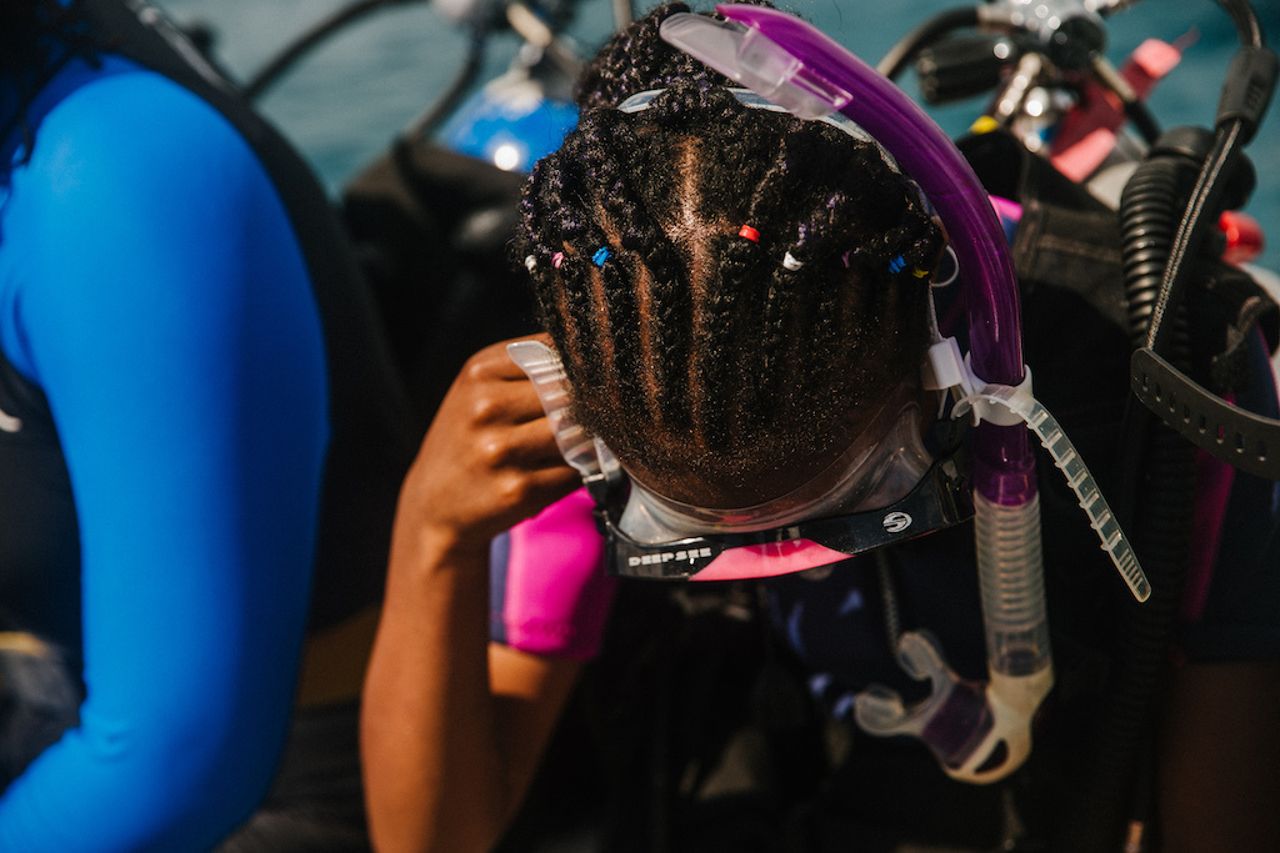 DWJ BLACK GIRLS DIVE FINAL 0707